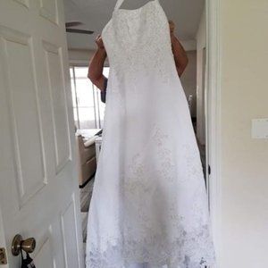 David's Bridal Wedding Dress